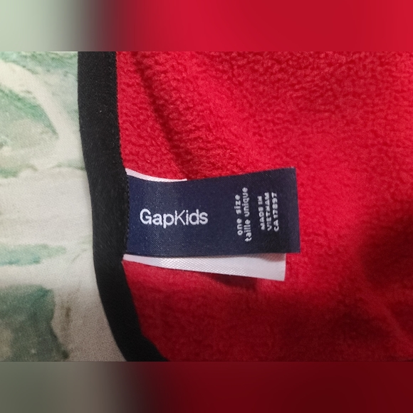 Gap Kids, Boys, Skull Print Scarf - Picture 2 of 2